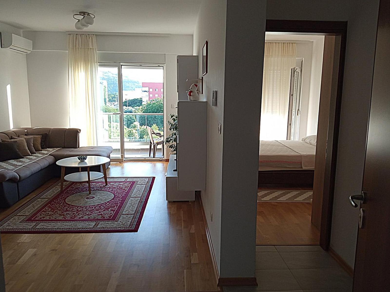 Renta apartman Podgorica Bagian luar foto